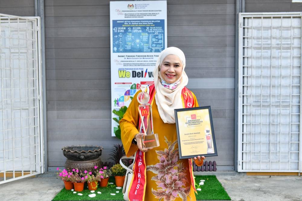 MDM ZURAINI BINTI ABDULLAH's photo