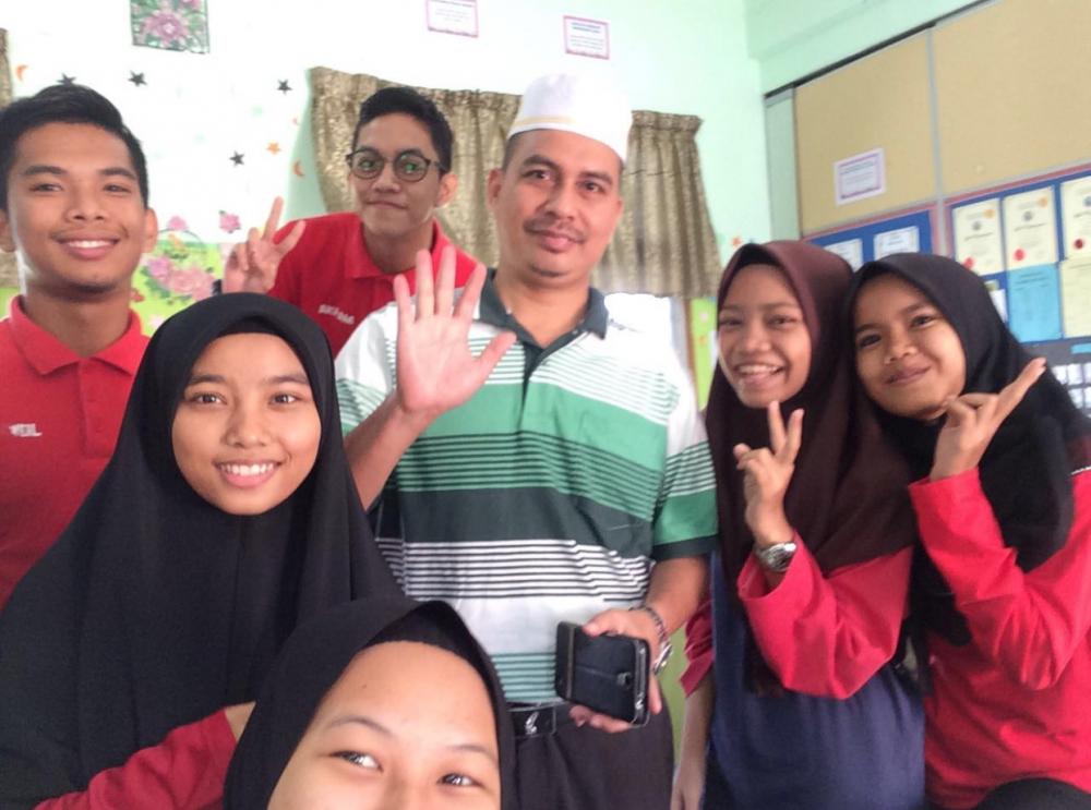 Mr Azmi Bin Abdul Rashid's photo