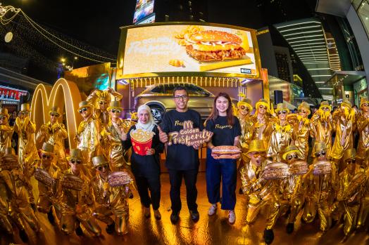 McDonald’s Ushers in a Golden New Year with the Return of the Iconic Golden Prosperity Burger
